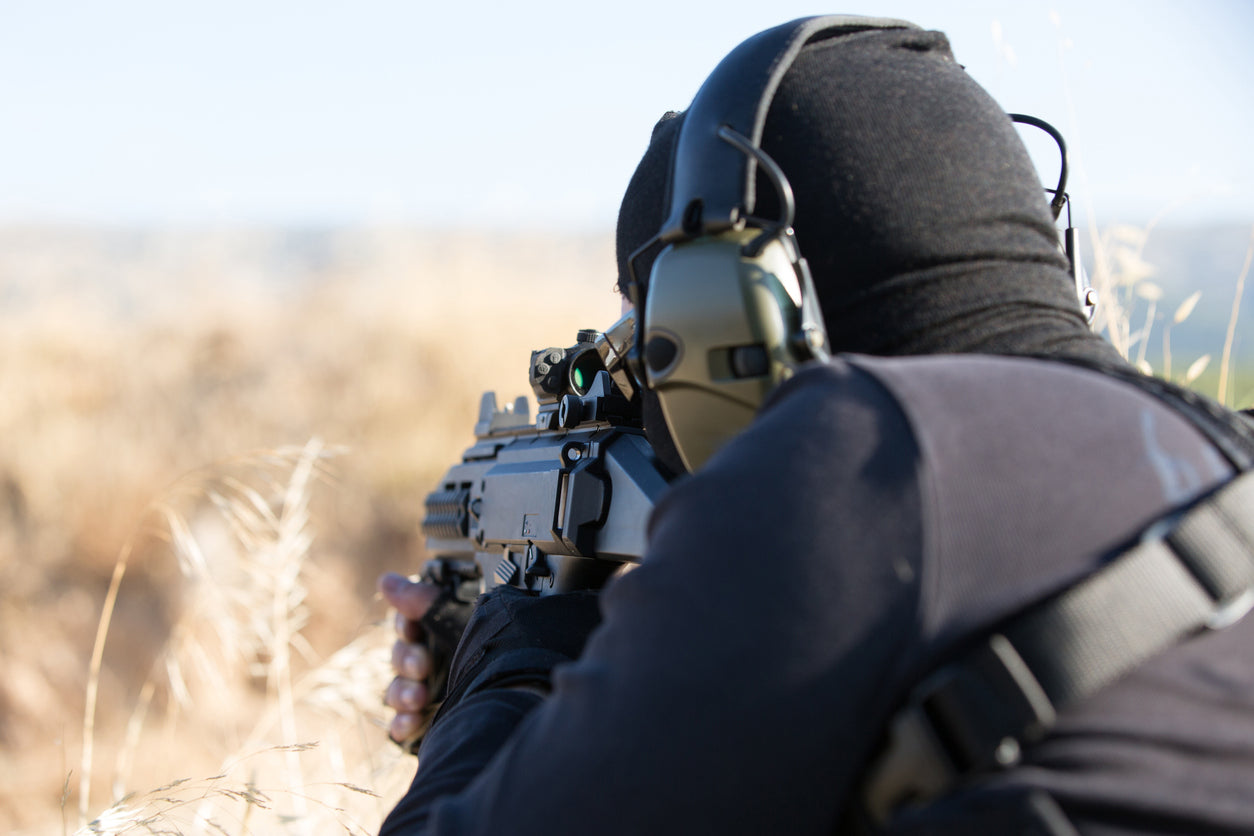 What a Flash Suppressor Brings to Your Suppressor Host Build
